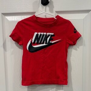 Nike Club Short Sleeve T-Shirt 2T